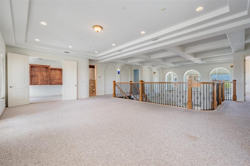 待售: $1,975,000 (4 贝兹, 4 浴室, 5543 平方英尺)