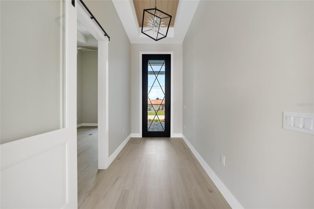 En Venta: $1,695,000 (3 camas, 3 baños, 2598 Pies cuadrados)