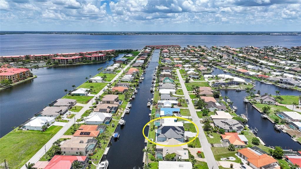 En Venta: $1,695,000 (3 camas, 3 baños, 2598 Pies cuadrados)