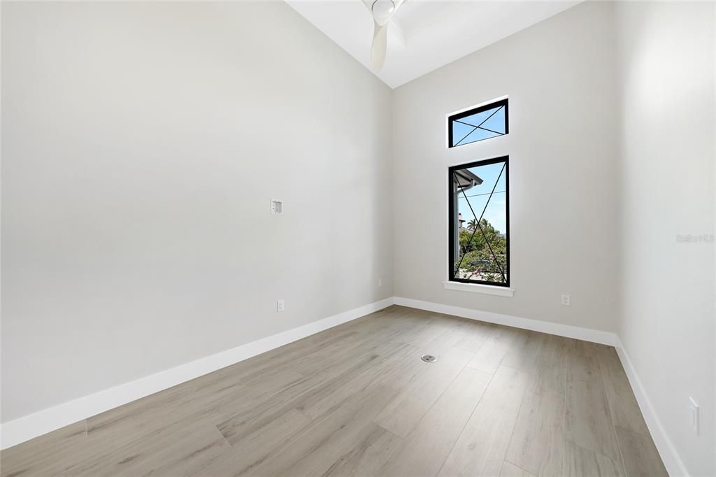 En Venta: $1,695,000 (3 camas, 3 baños, 2598 Pies cuadrados)