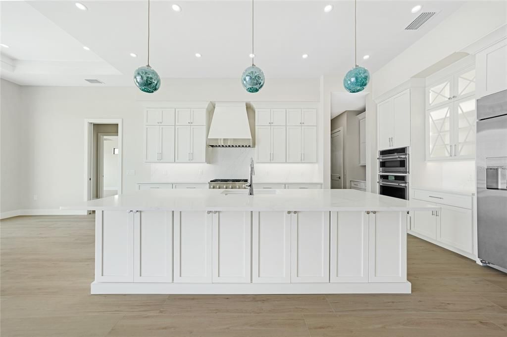 En Venta: $1,695,000 (3 camas, 3 baños, 2598 Pies cuadrados)