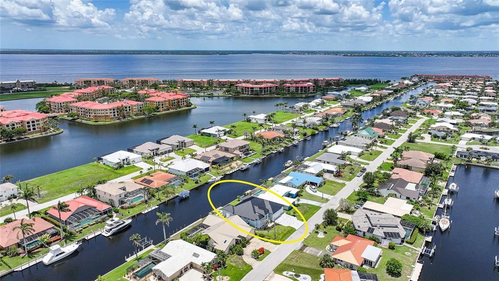 En Venta: $1,695,000 (3 camas, 3 baños, 2598 Pies cuadrados)