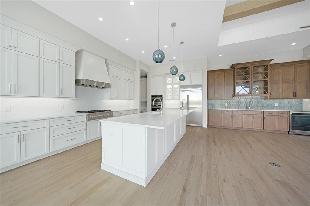 En Venta: $1,695,000 (3 camas, 3 baños, 2598 Pies cuadrados)