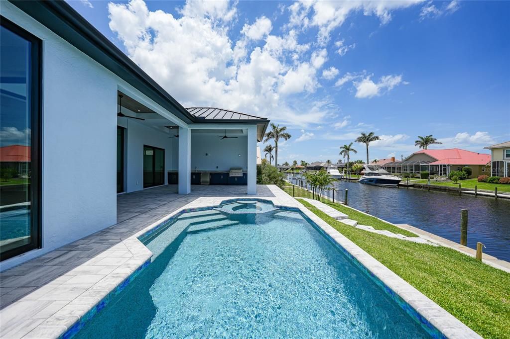 En Venta: $1,695,000 (3 camas, 3 baños, 2598 Pies cuadrados)