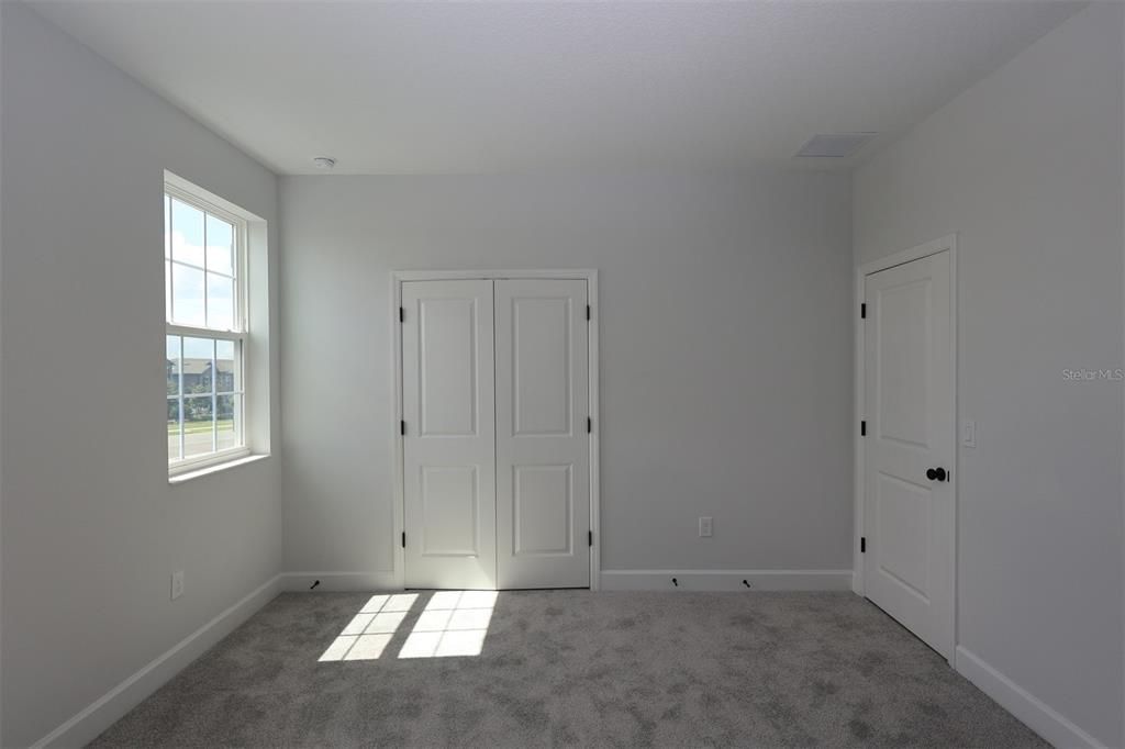 Под контрактом: $686,990 (4 спален, 3 ванн, 2780 Квадратных фут)