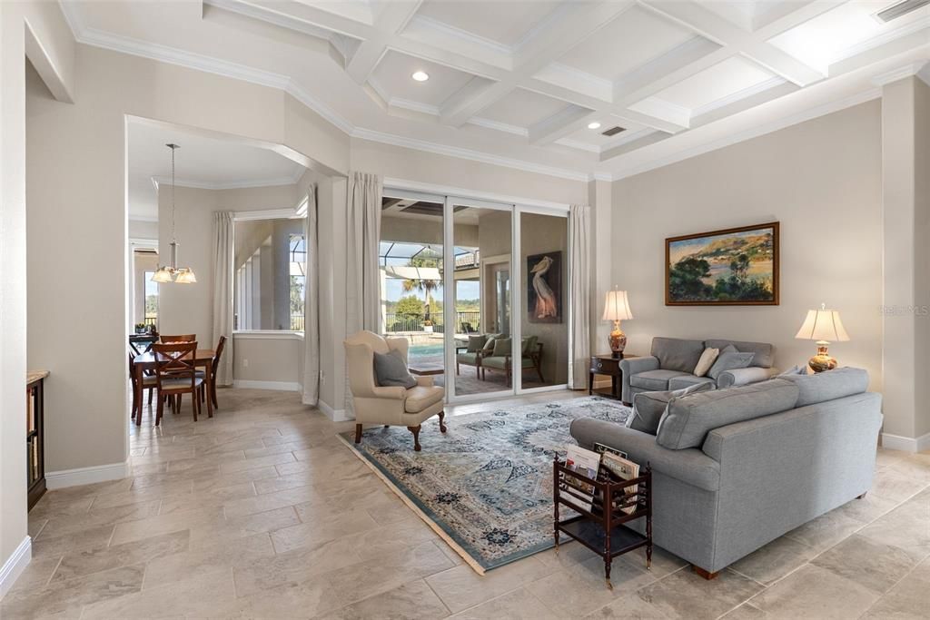 For Sale: $2,150,000 (5 beds, 4 baths, 4920 Square Feet)