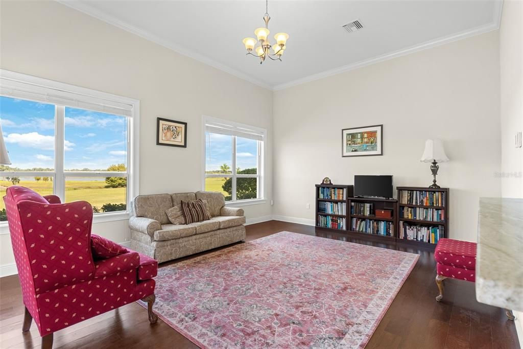 For Sale: $2,150,000 (5 beds, 4 baths, 4920 Square Feet)