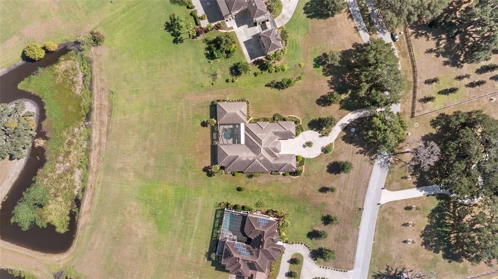 For Sale: $2,150,000 (5 beds, 4 baths, 4920 Square Feet)