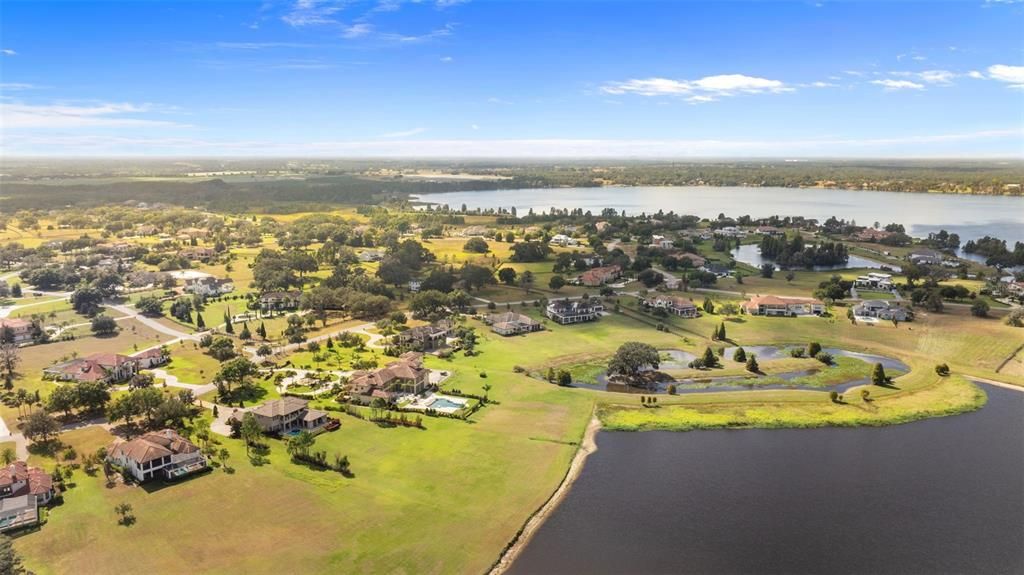 For Sale: $2,150,000 (5 beds, 4 baths, 4920 Square Feet)