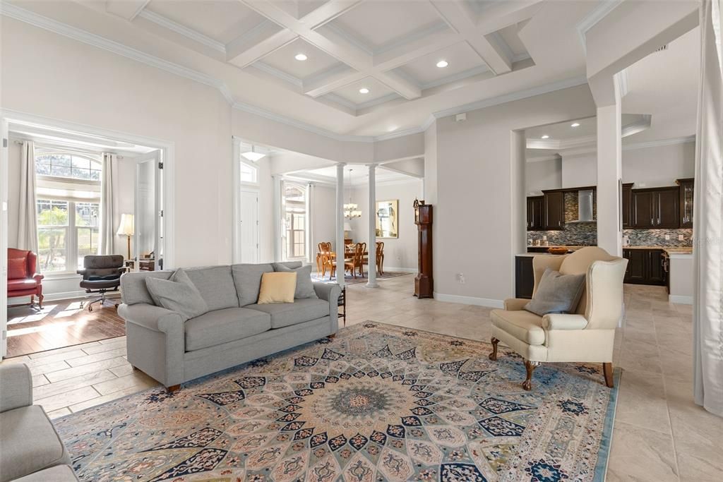 For Sale: $2,150,000 (5 beds, 4 baths, 4920 Square Feet)