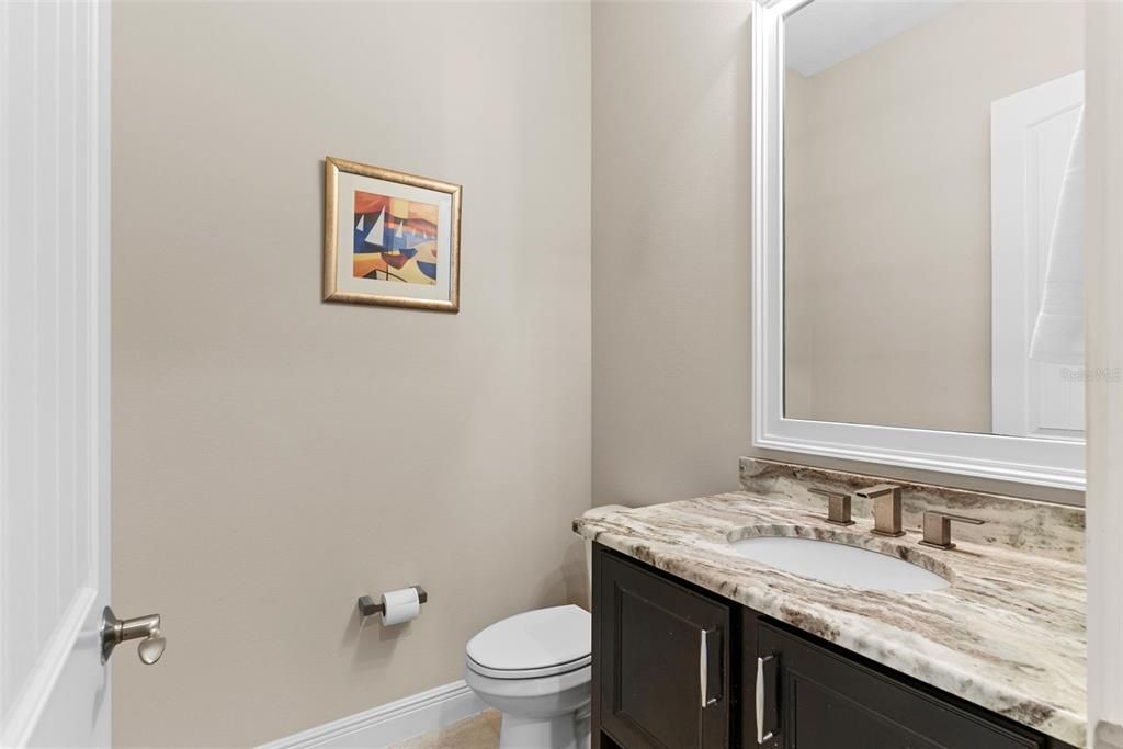 For Sale: $2,150,000 (5 beds, 4 baths, 4920 Square Feet)