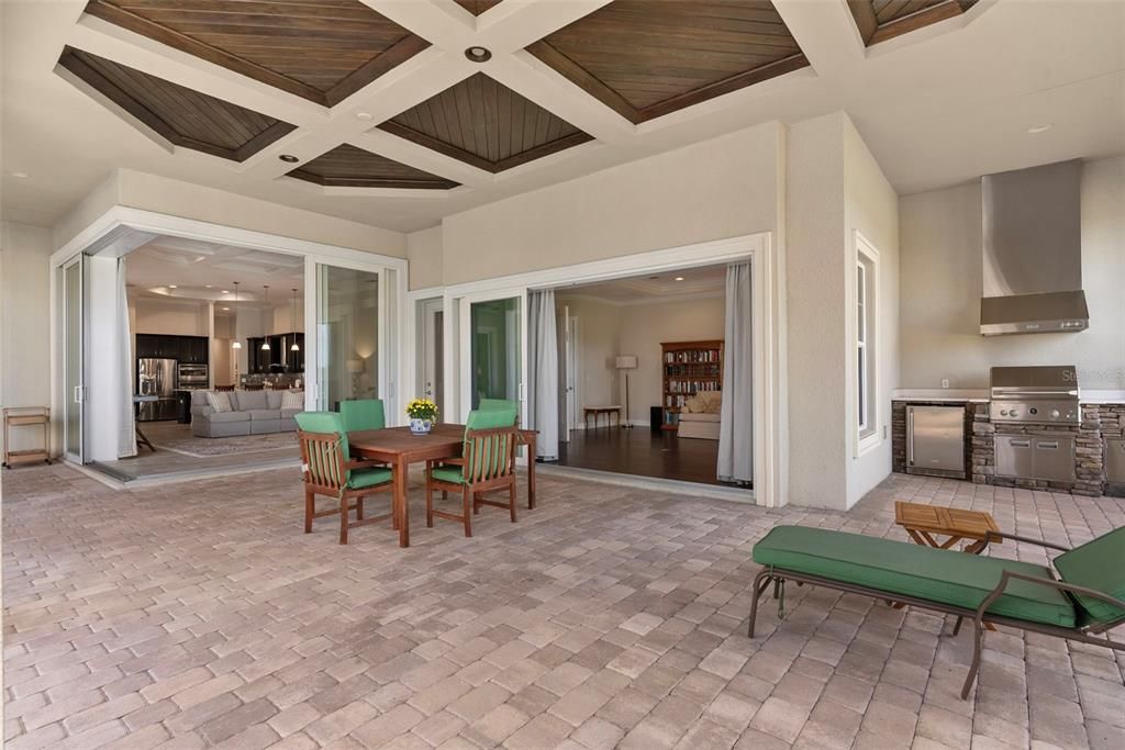 For Sale: $2,150,000 (5 beds, 4 baths, 4920 Square Feet)