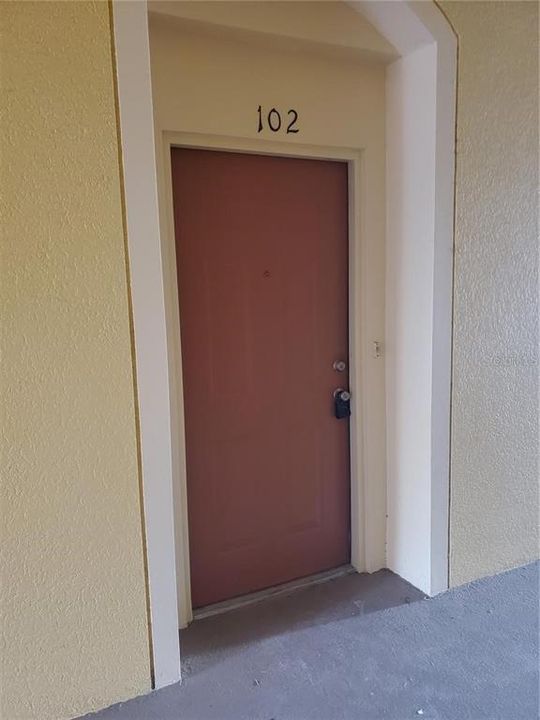 For Sale: $220,000 (2 beds, 2 baths, 1112 Square Feet)