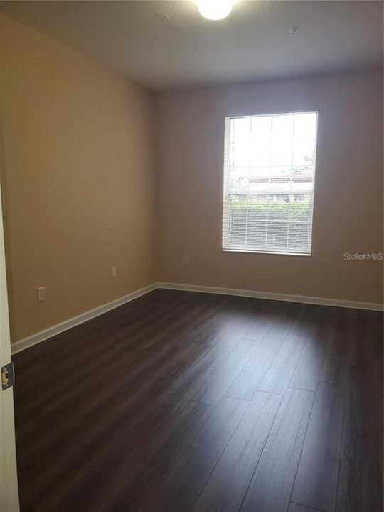 For Sale: $220,000 (2 beds, 2 baths, 1112 Square Feet)