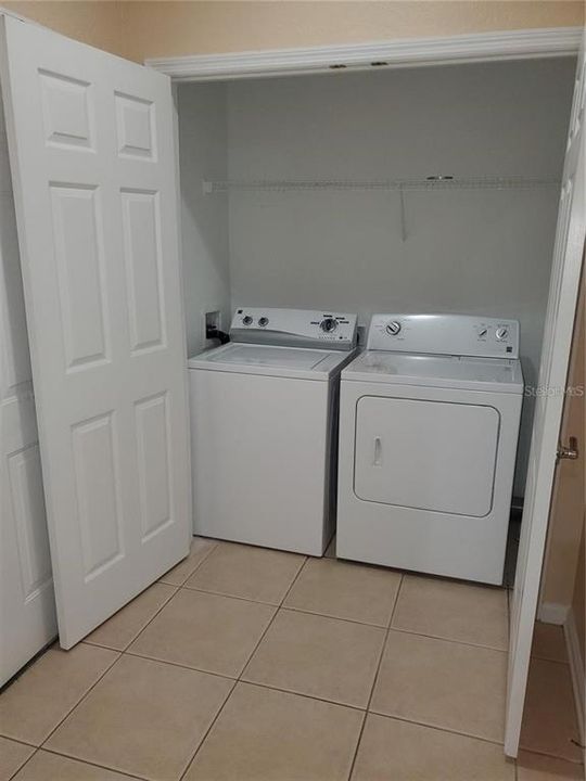 For Sale: $220,000 (2 beds, 2 baths, 1112 Square Feet)