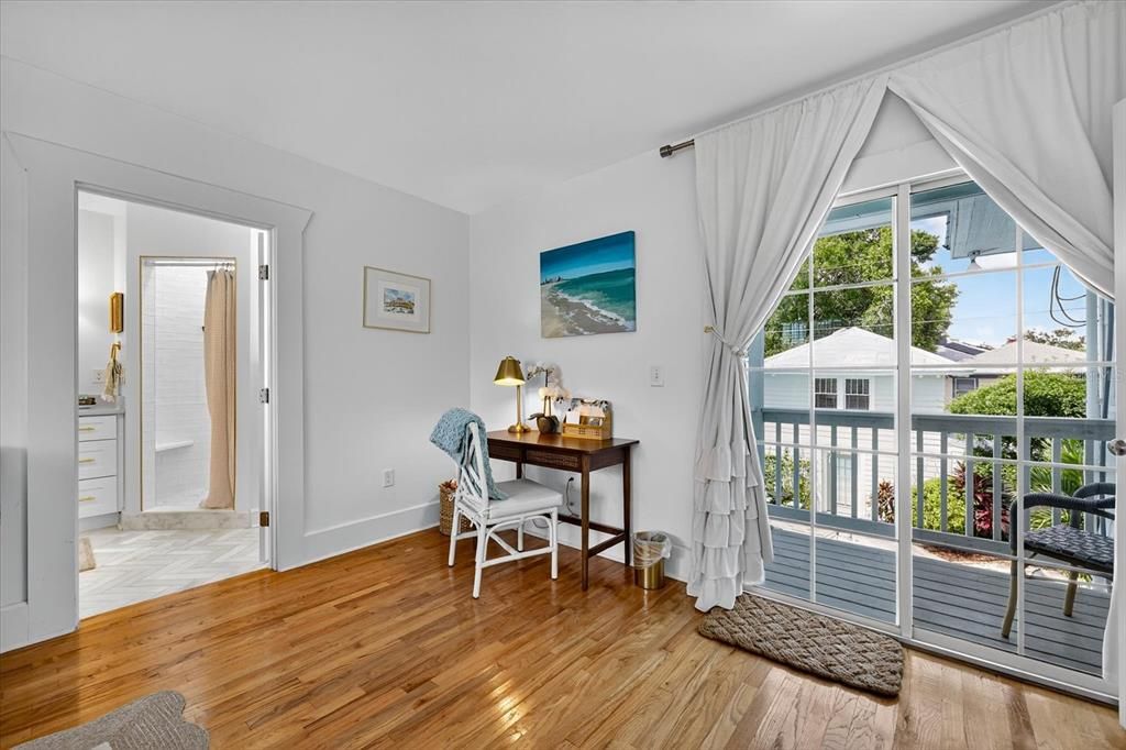 For Rent: $18,000 (5 beds, 3 baths, 3494 Square Feet)