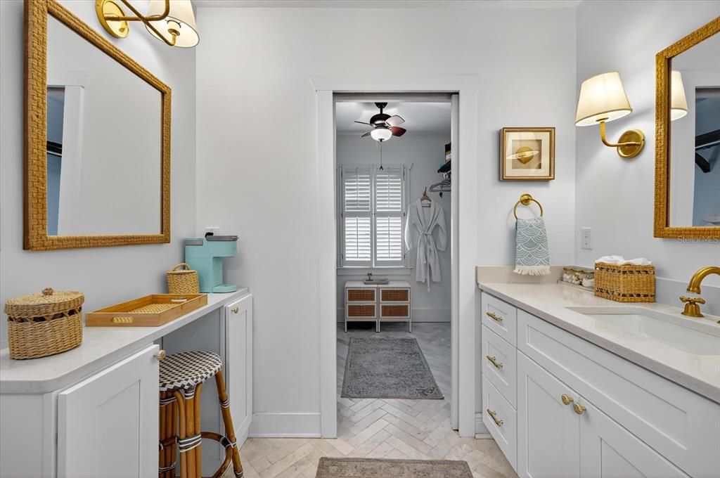 For Rent: $18,000 (5 beds, 3 baths, 3494 Square Feet)