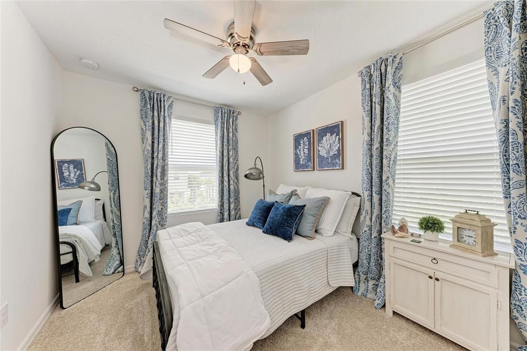 На продажу: $389,000 (3 спален, 2 ванн, 1593 Квадратных фут)