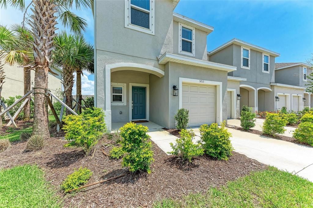 На продажу: $389,000 (3 спален, 2 ванн, 1593 Квадратных фут)