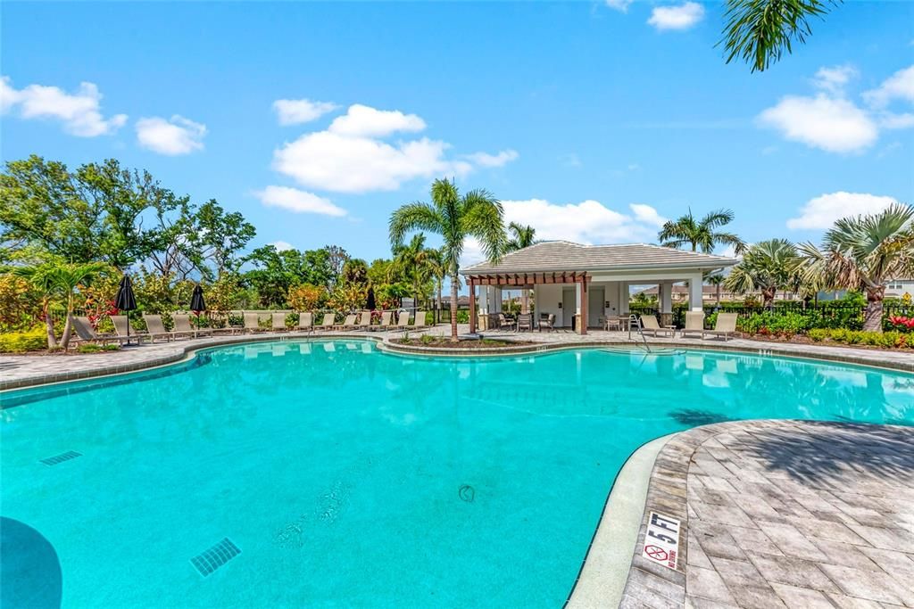 На продажу: $389,000 (3 спален, 2 ванн, 1593 Квадратных фут)