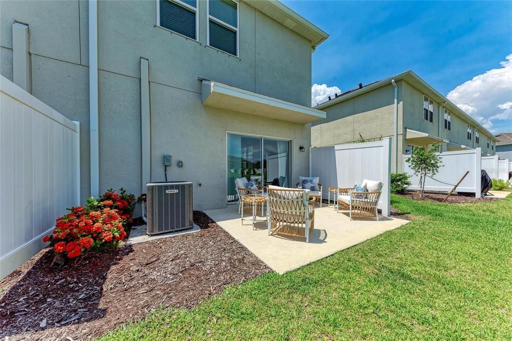 На продажу: $389,000 (3 спален, 2 ванн, 1593 Квадратных фут)