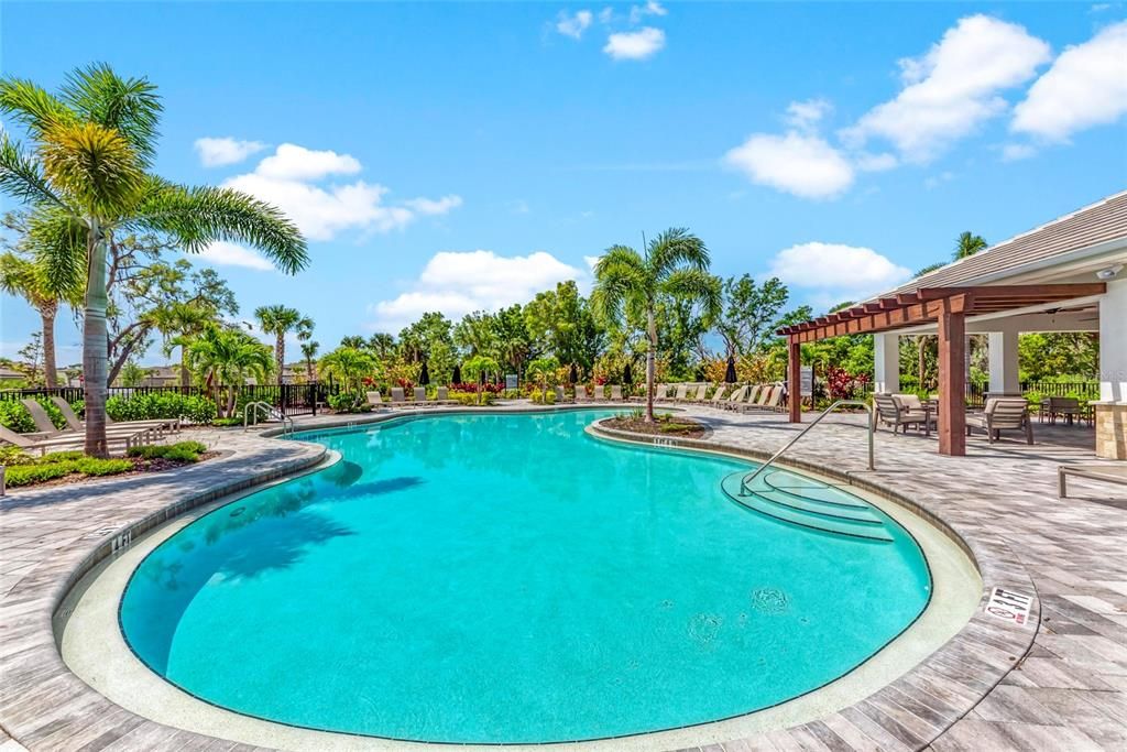 На продажу: $389,000 (3 спален, 2 ванн, 1593 Квадратных фут)