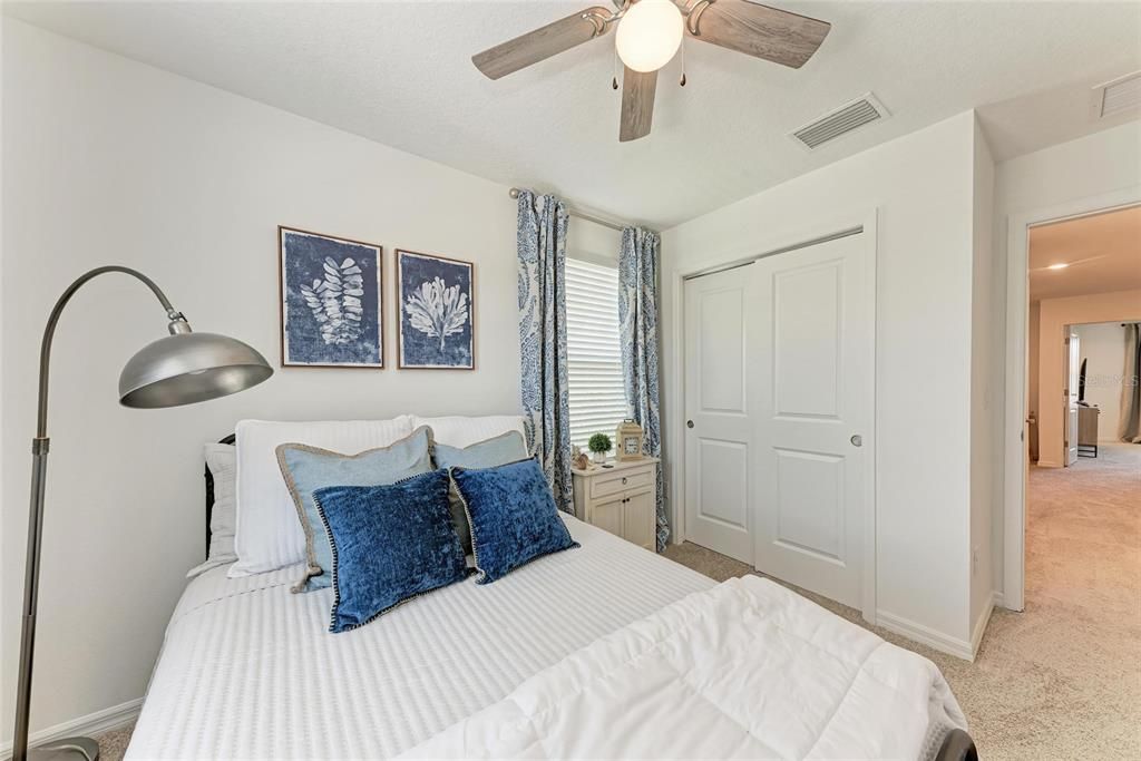 На продажу: $389,000 (3 спален, 2 ванн, 1593 Квадратных фут)