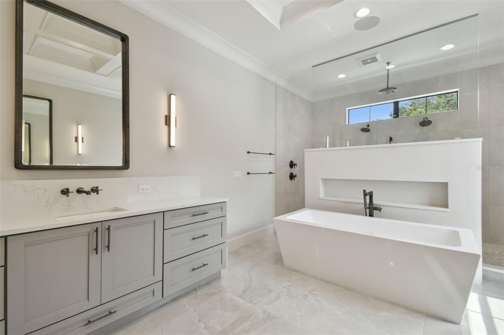 Active With Contract: $2,495,000 (5 beds, 5 baths, 4055 Square Feet)