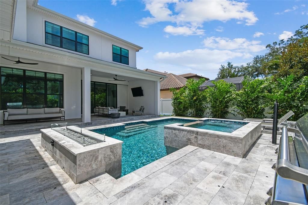 Active With Contract: $2,495,000 (5 beds, 5 baths, 4055 Square Feet)