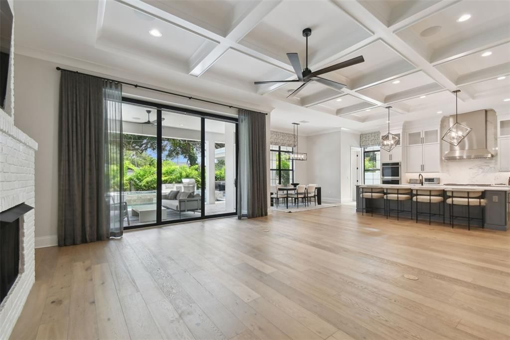 Active With Contract: $2,495,000 (5 beds, 5 baths, 4055 Square Feet)