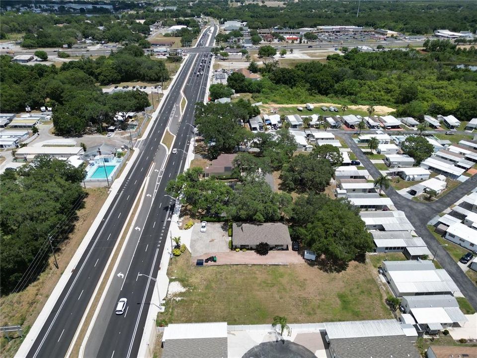 На продажу: $299,000 (0.32 acres)