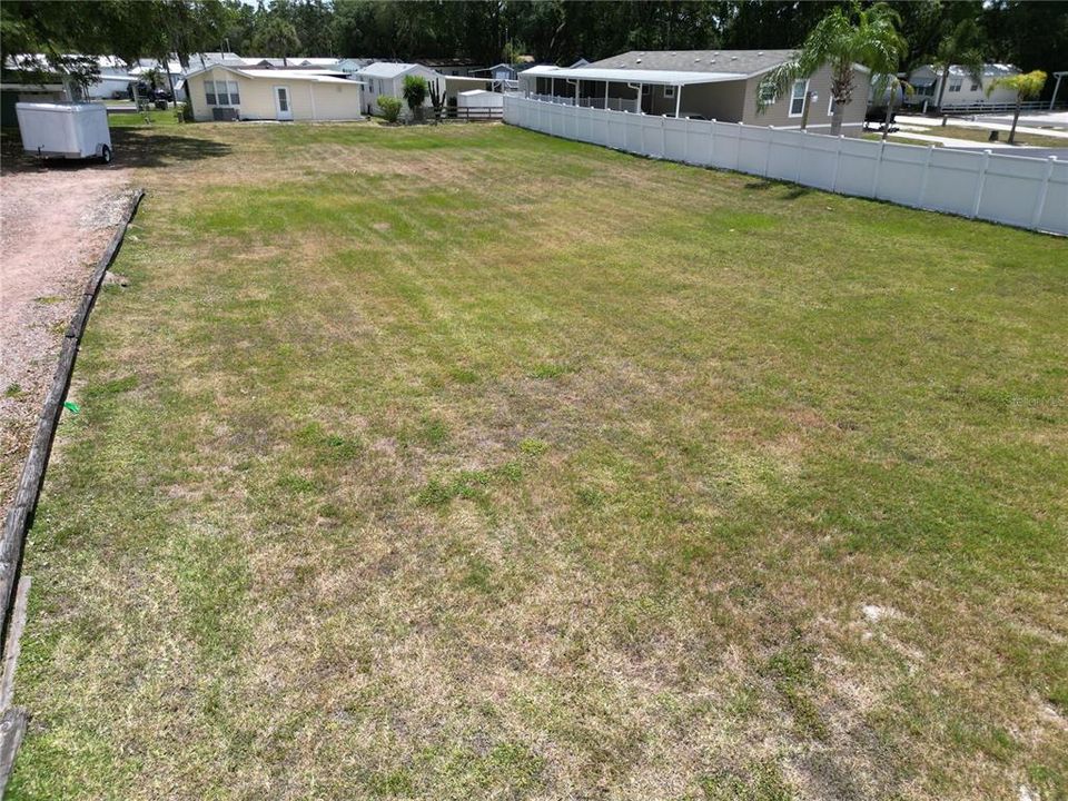 На продажу: $299,000 (0.32 acres)