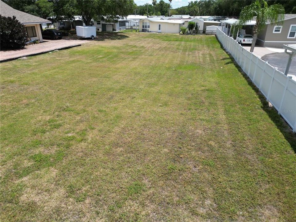 На продажу: $299,000 (0.32 acres)