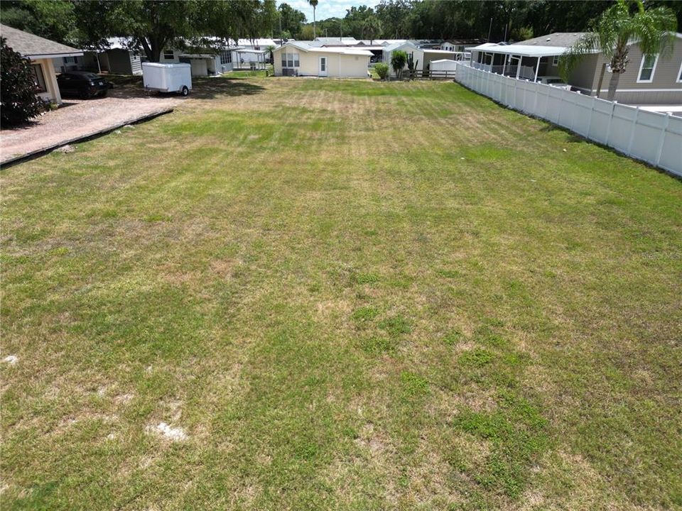 На продажу: $299,000 (0.32 acres)