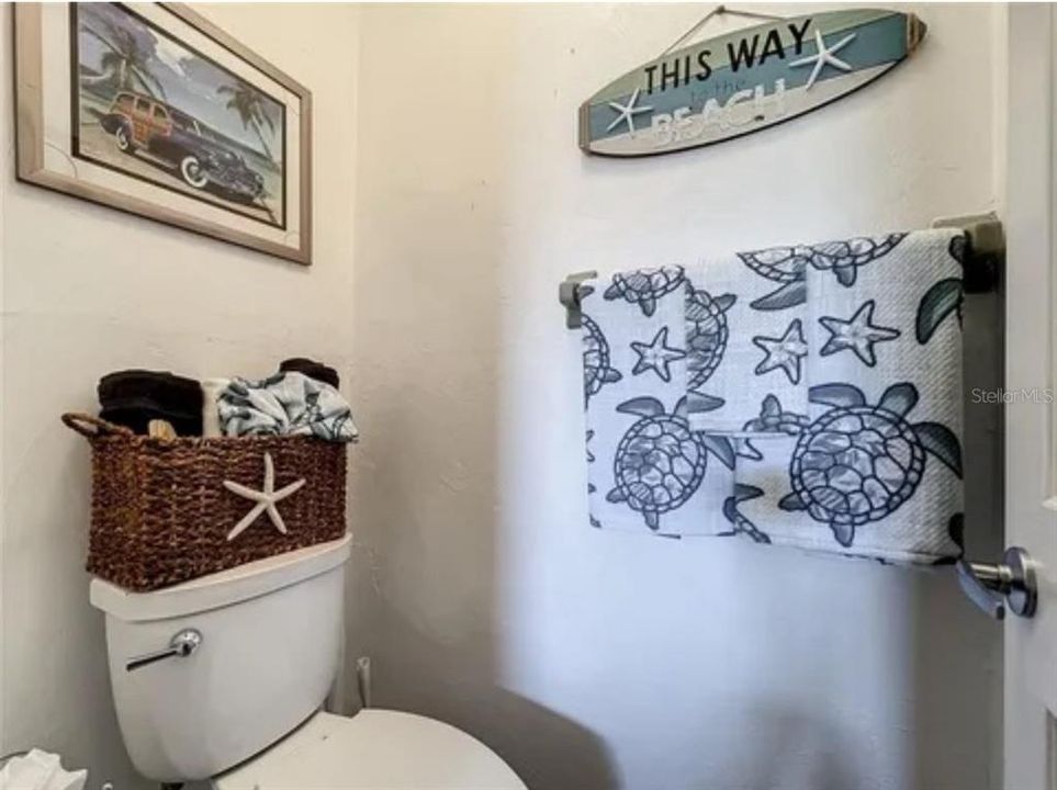 Active With Contract: $477,000 (3 beds, 3 baths, 1692 Square Feet)