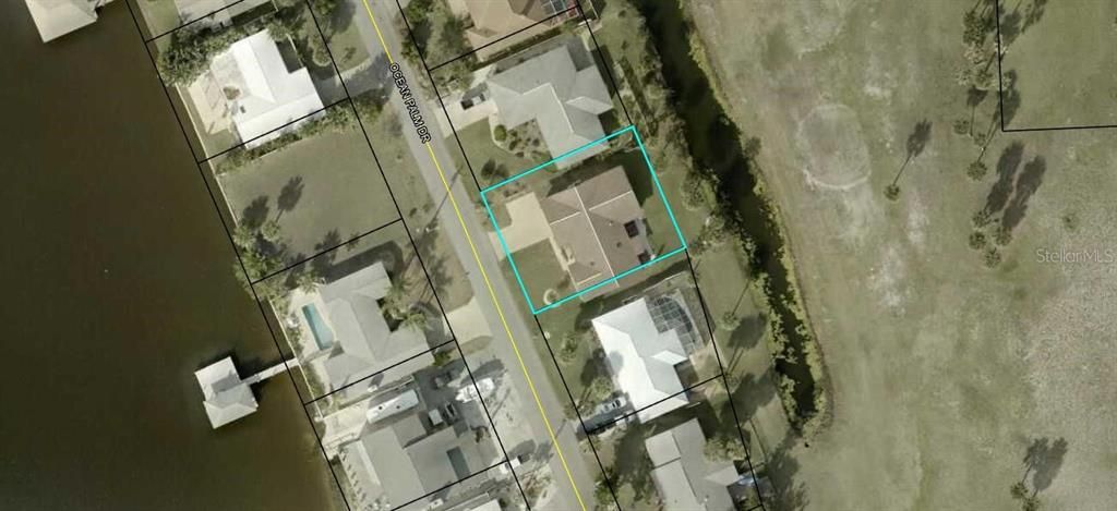 Active With Contract: $477,000 (3 beds, 3 baths, 1692 Square Feet)