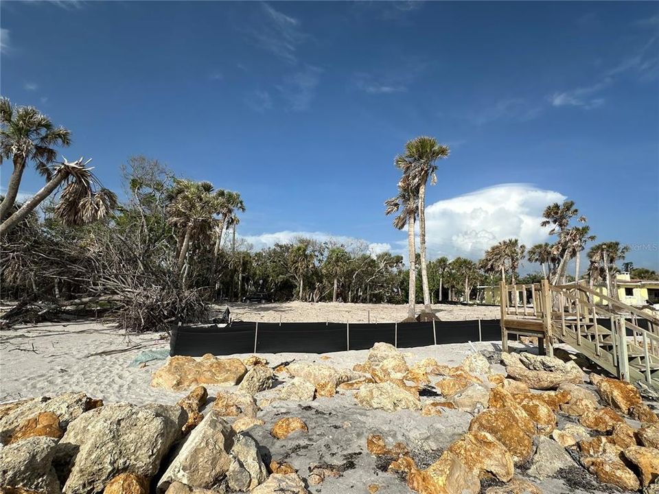 For Sale: $1,345,000 (0.44 acres)