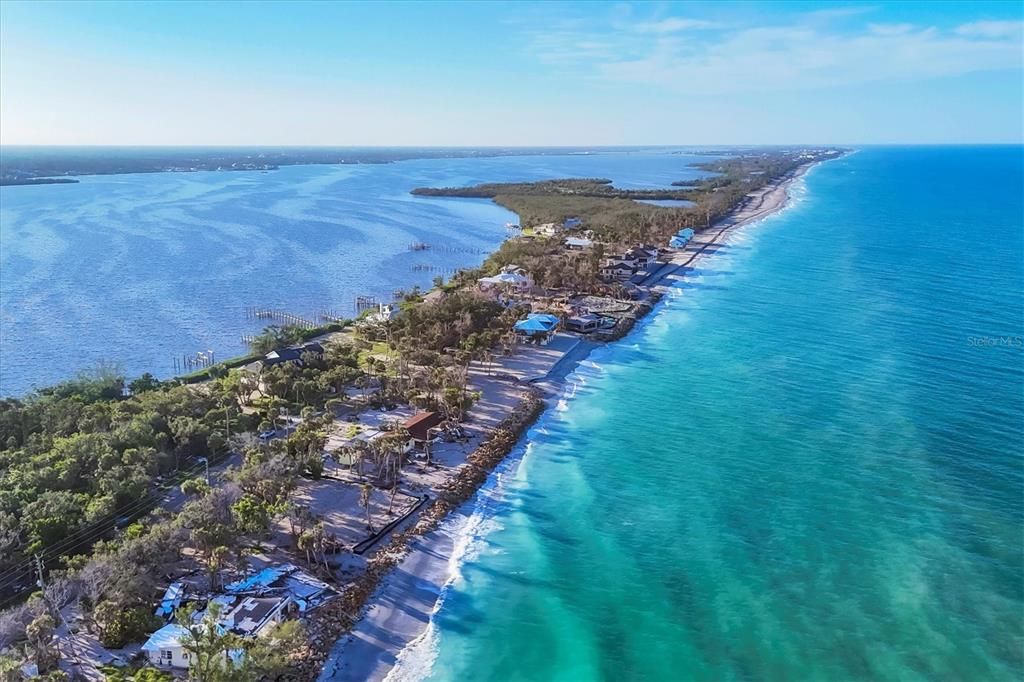 For Sale: $1,345,000 (0.44 acres)