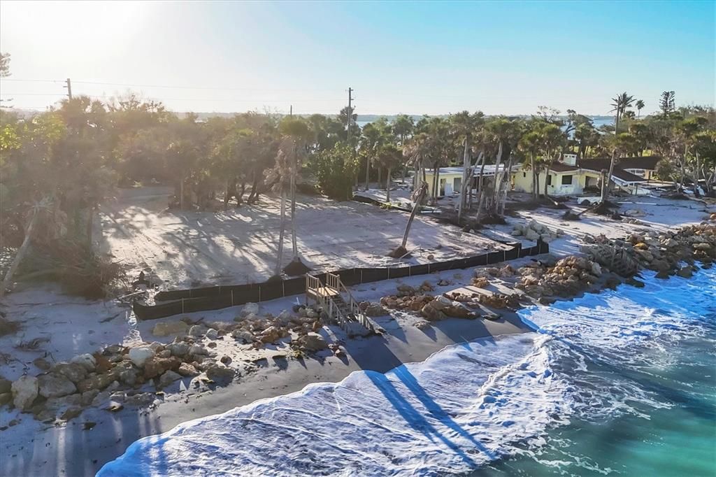 For Sale: $1,345,000 (0.44 acres)