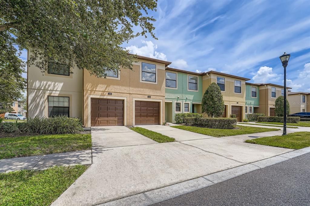 For Sale: $230,000 (3 beds, 2 baths, 1479 Square Feet)