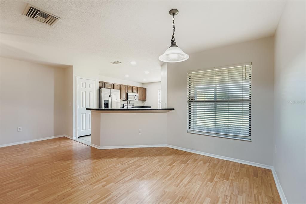 For Sale: $230,000 (3 beds, 2 baths, 1479 Square Feet)