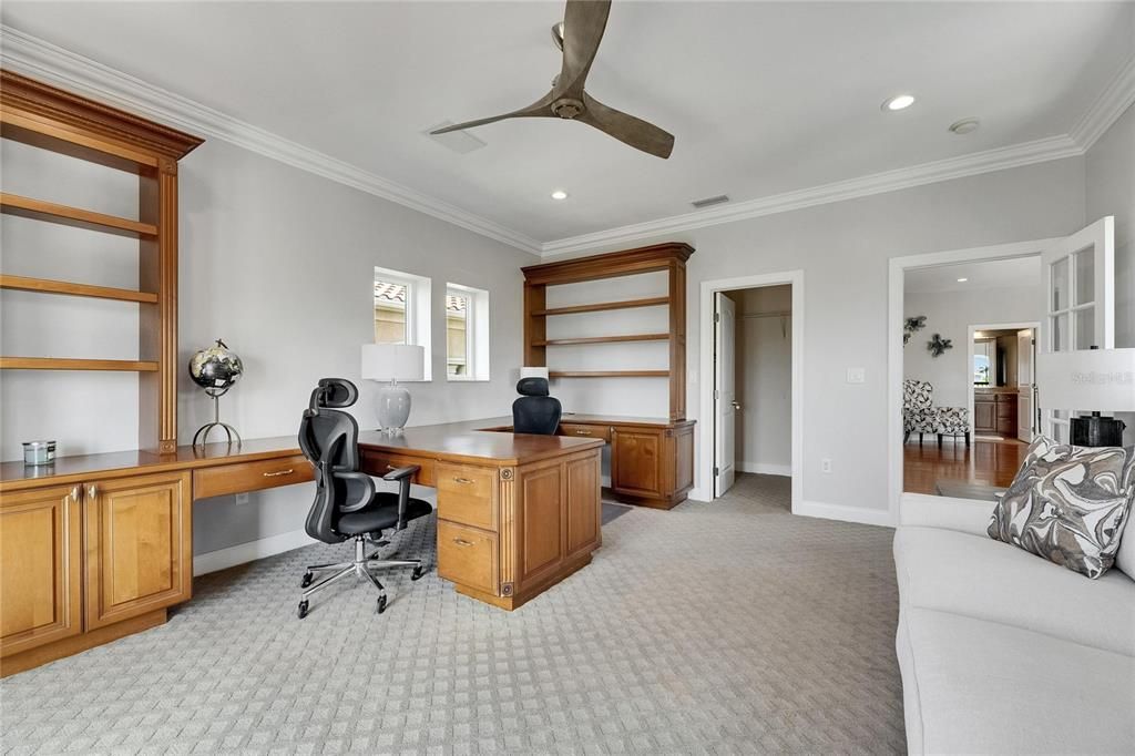 For Sale: $2,795,000 (5 beds, 3 baths, 4176 Square Feet)