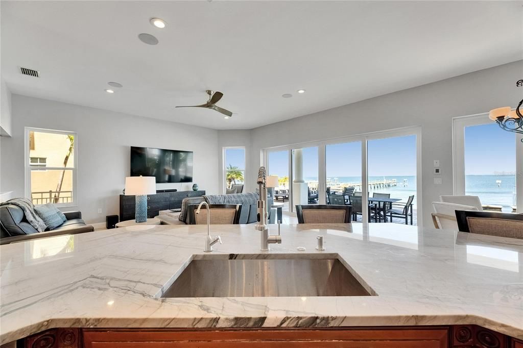 For Sale: $2,795,000 (5 beds, 3 baths, 4176 Square Feet)