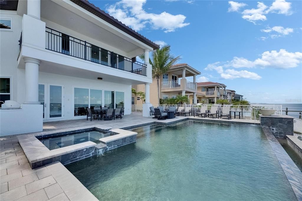 For Sale: $2,795,000 (5 beds, 3 baths, 4176 Square Feet)