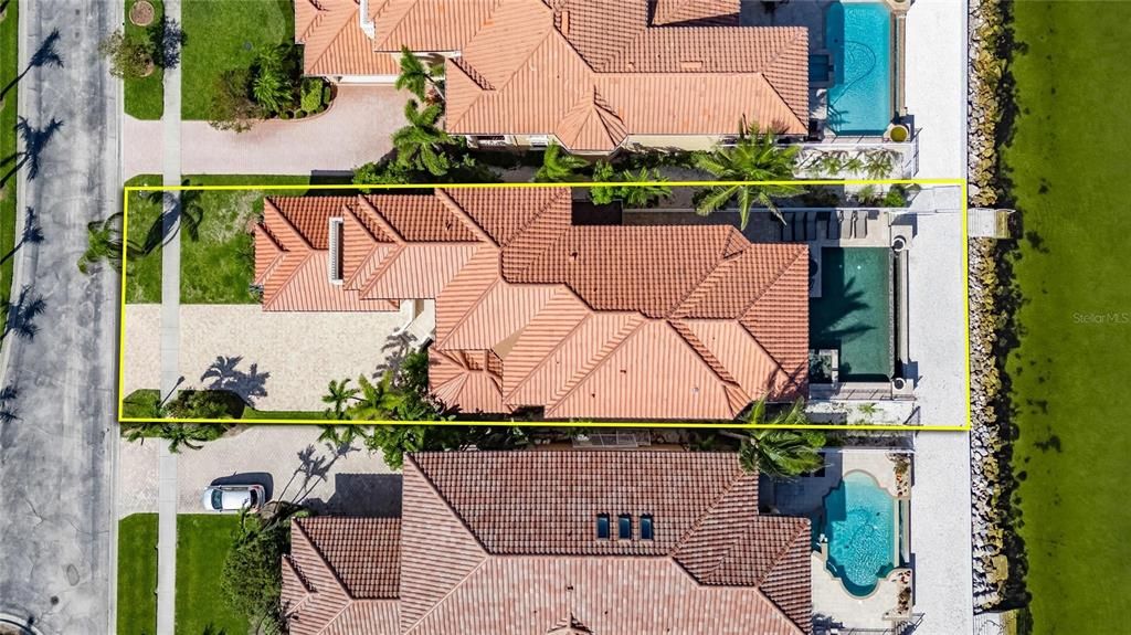 For Sale: $2,795,000 (5 beds, 3 baths, 4176 Square Feet)