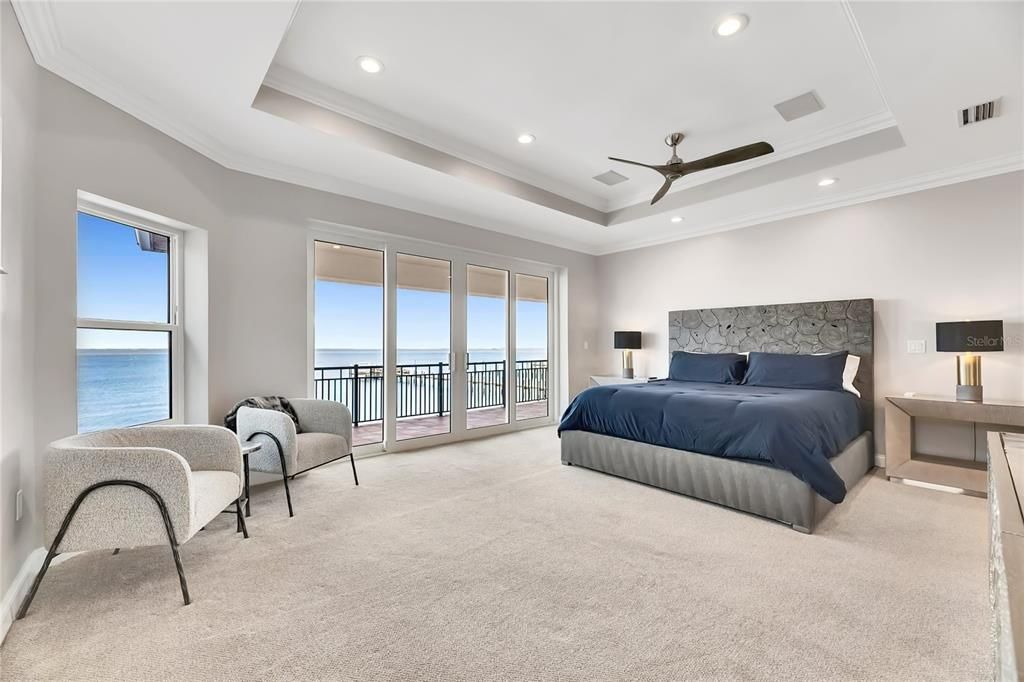 For Sale: $2,795,000 (5 beds, 3 baths, 4176 Square Feet)