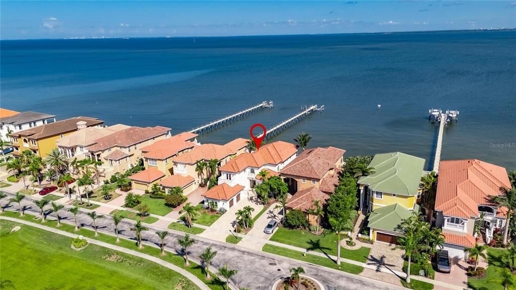 For Sale: $2,795,000 (5 beds, 3 baths, 4176 Square Feet)