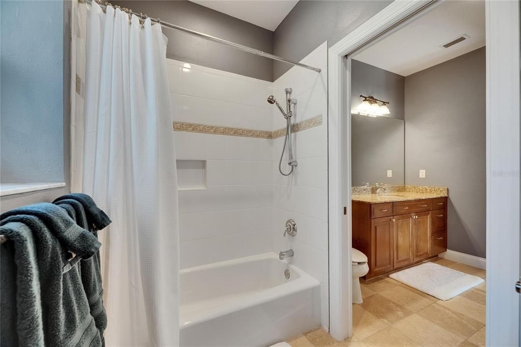 For Sale: $2,795,000 (5 beds, 3 baths, 4176 Square Feet)