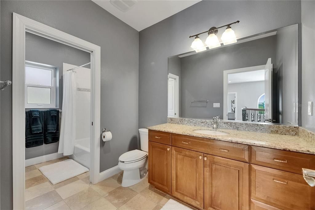 For Sale: $2,795,000 (5 beds, 3 baths, 4176 Square Feet)