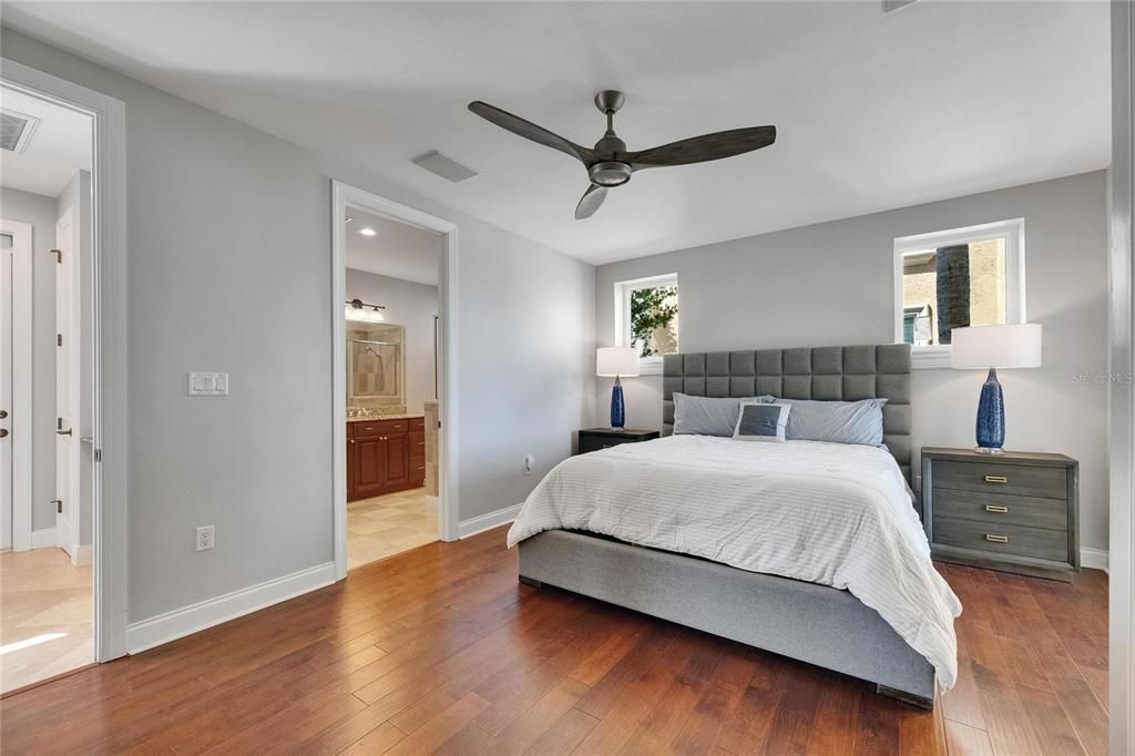 For Sale: $2,795,000 (5 beds, 3 baths, 4176 Square Feet)